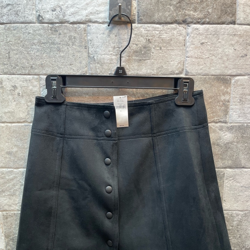 ❤️ GAP SUEDE BLACK SKIRT NEW SIZE 0 - Picture 4 of 7